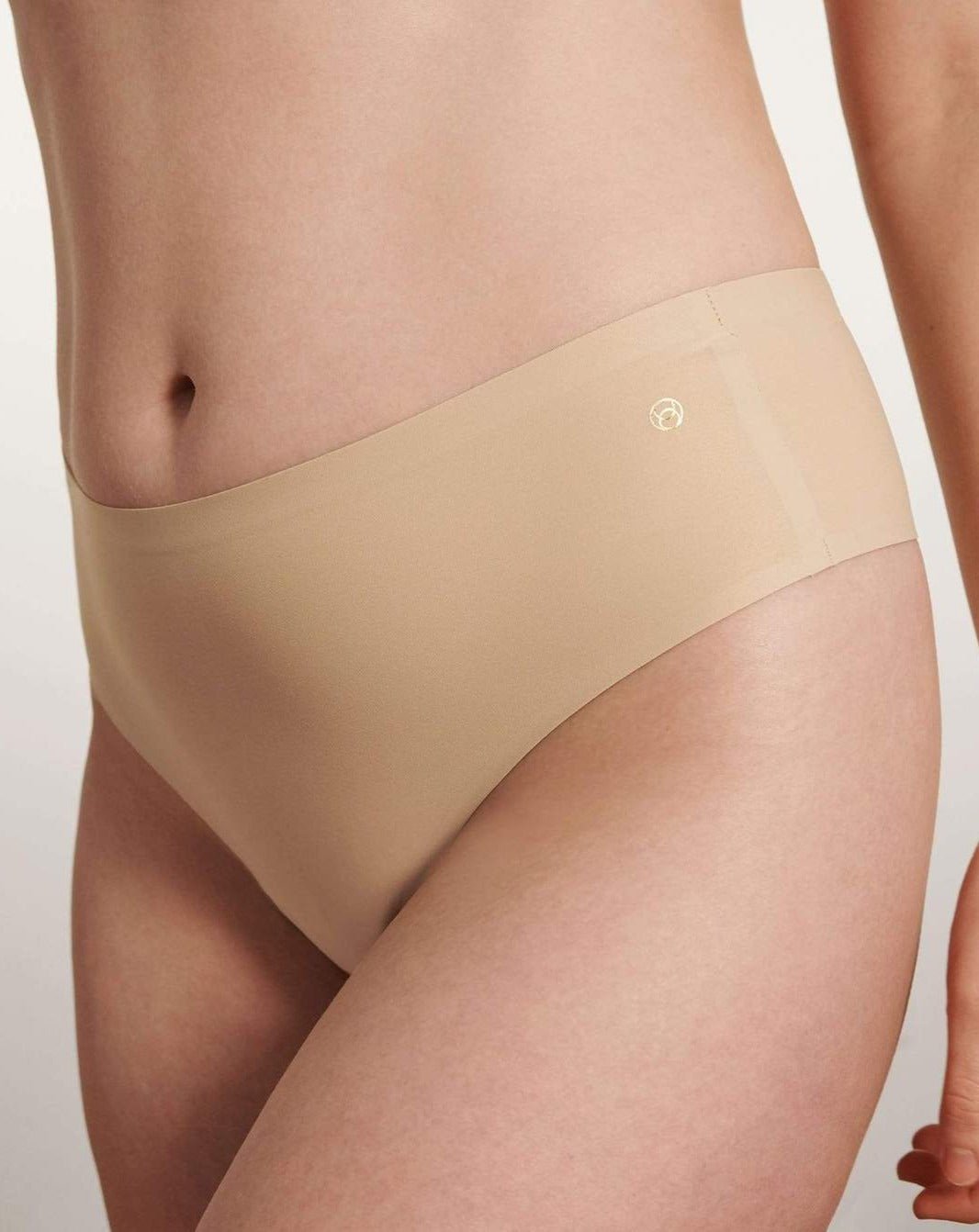 Evelyn & Bobbie High-Waisted Thong