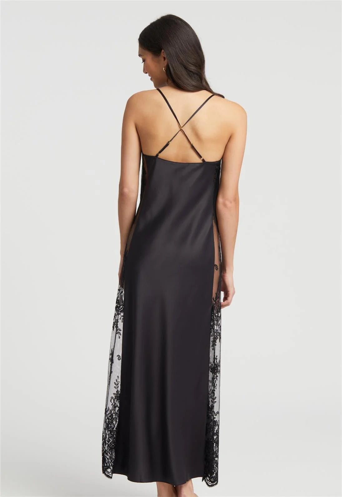 Rya Darling Gown