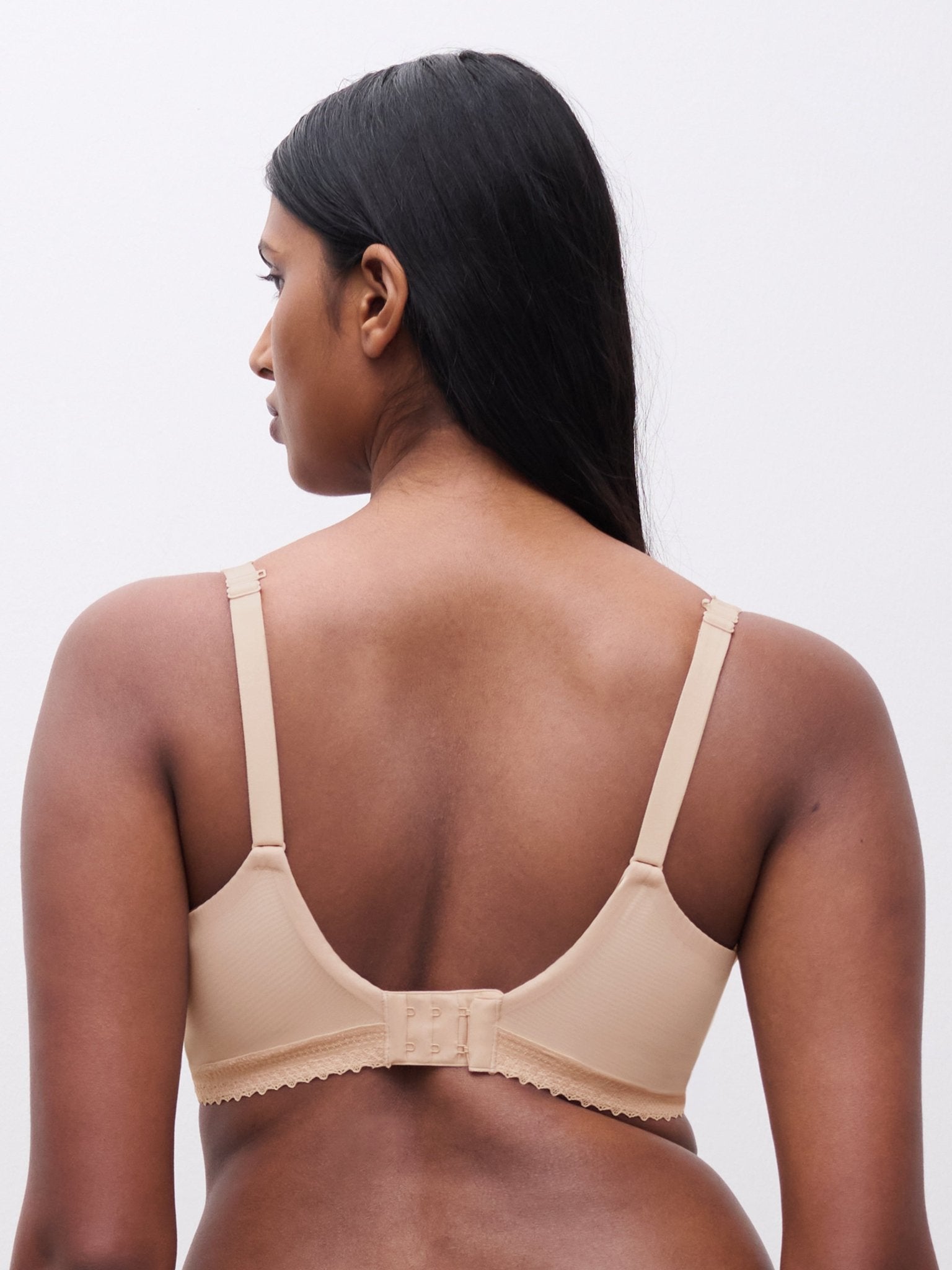 Chantelle Romance Covering Underwire Bra - Nude Blush