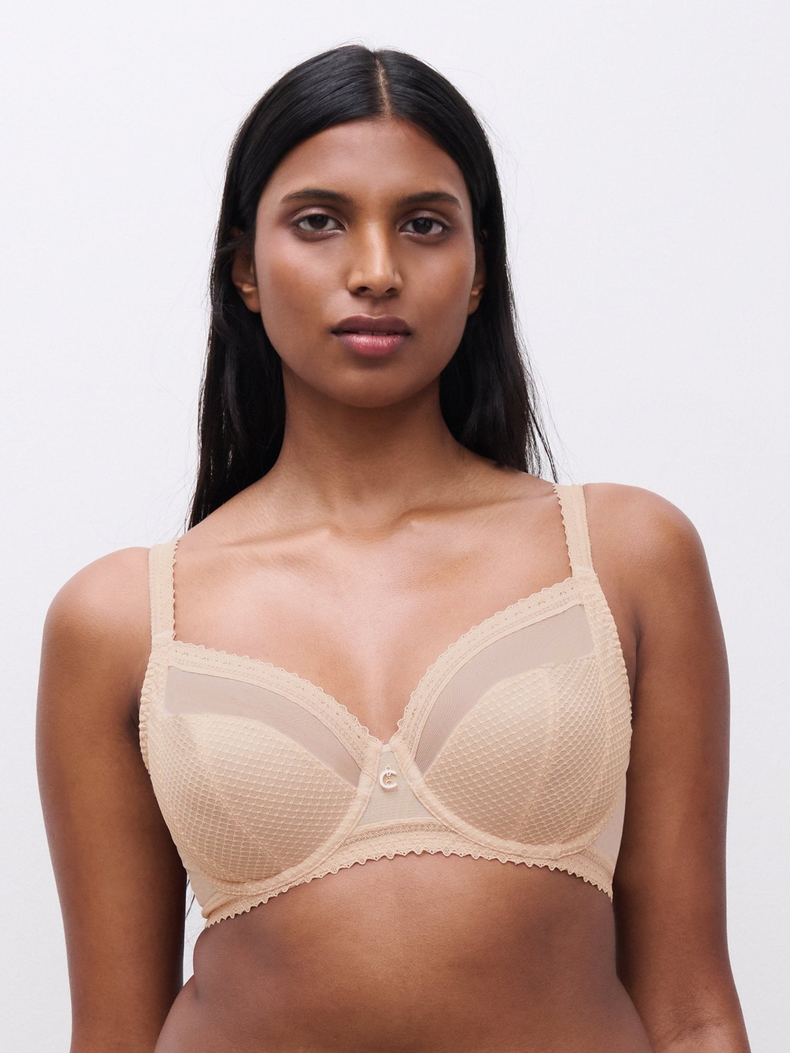 Chantelle Romance Covering Underwire Bra - Nude Blush