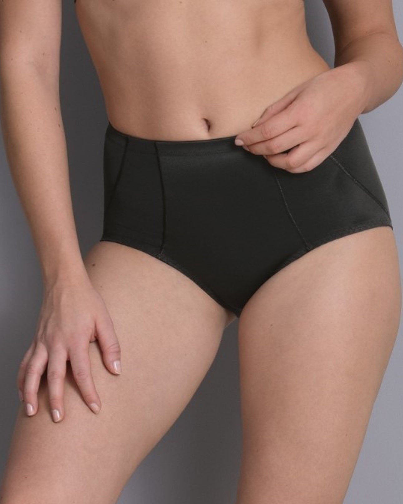 Rose panty girdle - Gently shaping panty girdle in comfortable