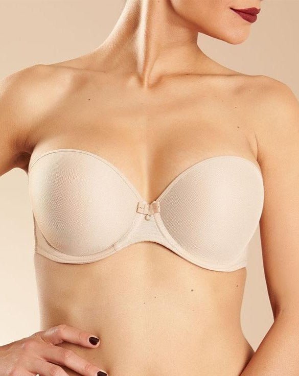 Chantelle Women's Vous and Moi Silicone Free Multi-Way Strapless Bra - An  Intimate Affaire