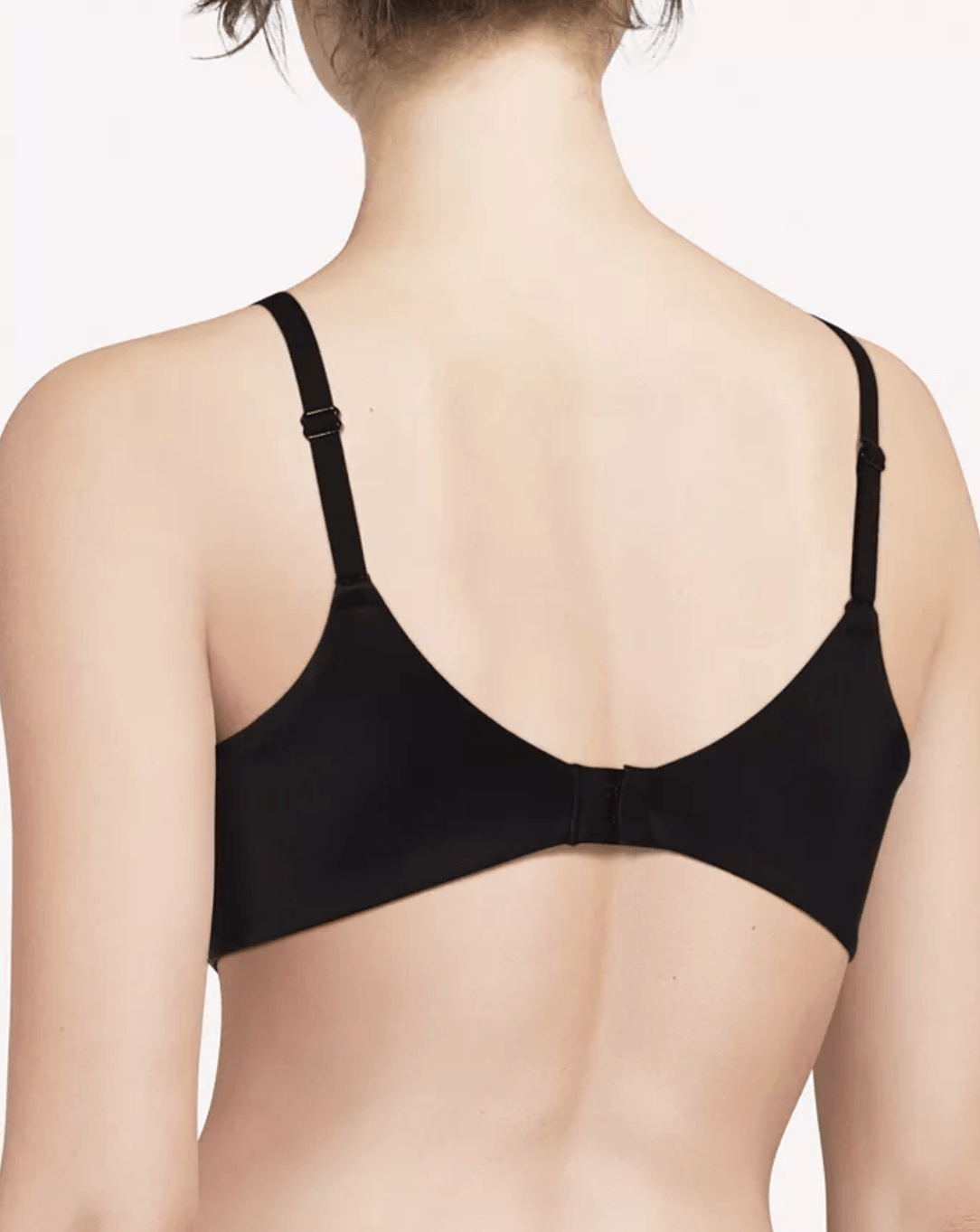 Chantelle Norah Full Coverage Unlined Molded Bra - An Intimate Affaire