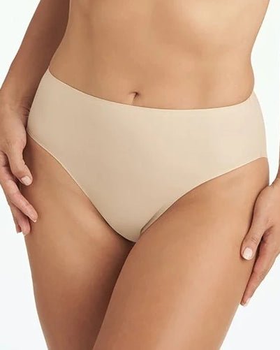 https://www.anintimateaffaire.com/cdn/shop/products/a4-114-nude-140567.webp?v=1677177383